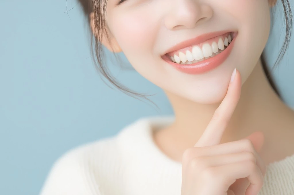 矯正治療で叶える美しい笑顔のイメージ